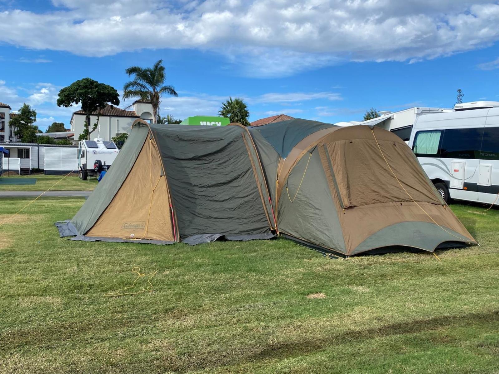 Nobby Beach Holiday Village Gold Coast Exterior photo